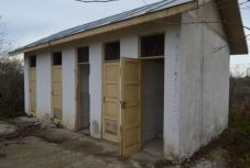 Büdzsétervezet: pénzt különítettek el iskolai vécék építésére