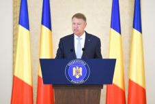 Klaus Johannis populizmussal vádolja a PSD-t a költségvetés-tervezet miatt