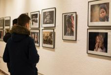 Megnyílt a csíkszeredai F’10 fotóklub Best 100 kiállítása