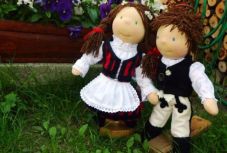 Hogyan készülnek a Waldorf babák? Babavarró szakértőnél jártunk