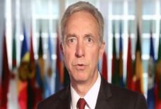 Üzent a romániaiaknak az Egyesült Államok bukaresti nagykövete