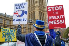 Brexit: Juncker, Timmermans és Corbyn is pesszimista