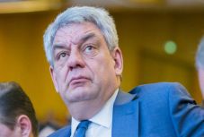 „Ez itt Románia!” - Mihai Tudose kiakadt az RMDSZ kongresszusi határozata miatt