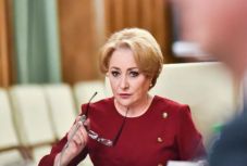 Az igazságszolgáltatásban dolgozókkal tárgyalna a törvénymódosításról Viorica Dăncilă