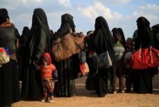 Horvát lap: Bosznia visszafogadja az Iszlám Állam oldalán harcoló dzsihadistákat