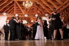 Jótékonysági bált tartott a csíkszeredai Rotary Club