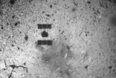 Láthatók a japán űrszonda leszállásának nyomai a Ryugu kisbolygón