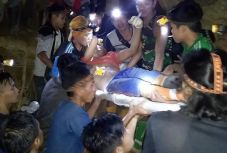 Beomlott egy bánya Indonéziában