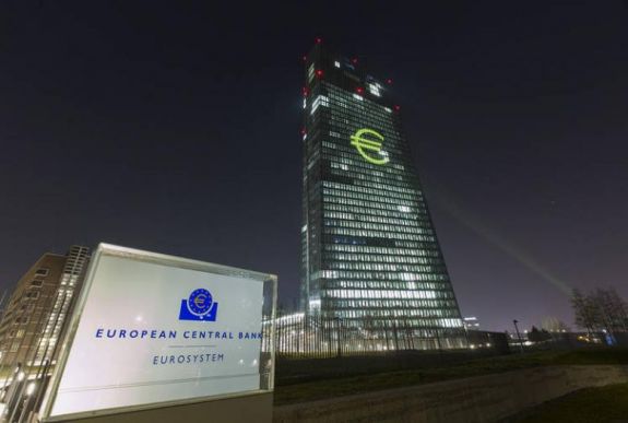 Élénkítené a hitelezést az Európai Központi Bank