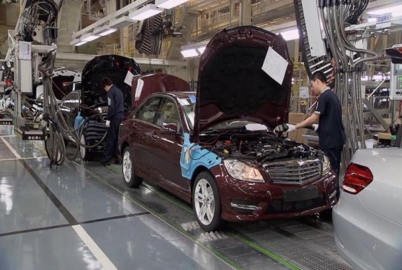 Nem megy jól idén a Mercedes-Benznek