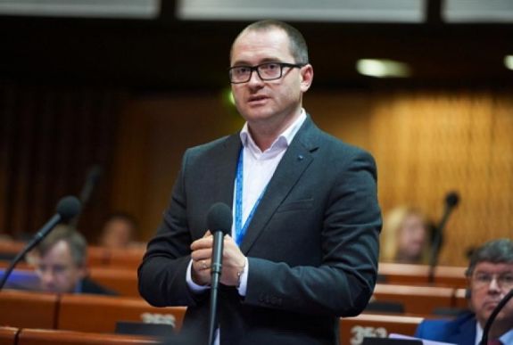 MOGYE-ügyben szólalt fel Korodi Attila a képviselőházban