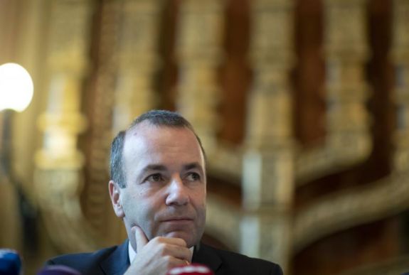 Manfred Weber Bukarestből üzent a Fidesznek
