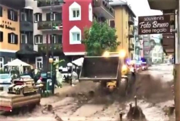 Ebédszünetben akart dózert lopni