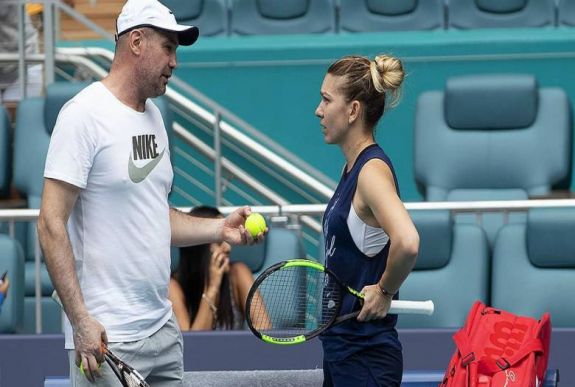 Miamiban mutatta be új edzőjét Simona Halep