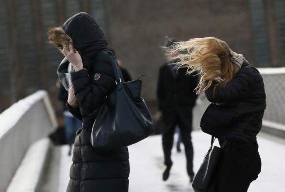 Szerda hajnaltól felerősödik a szél az ország 15 megyéjében