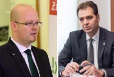 Szándékosan halogatta több hónapig a kormány a költségvetés elfogadását?