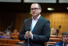 MOGYE-ügyben szólalt fel Korodi Attila a képviselőházban