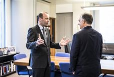 Manfred Weber: elfogyott a türelem Orbánnal és a Fidesszel szemben 