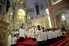 Sokkoló statisztikát tett közzé a lengyel püspöki konferencia