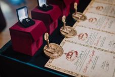 Marosvásárhelyen kiosztották a Könyv és gyertya díjakat