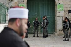 A jeruzsálemi bíróság bezáratta a Templom-hegy vitatott Aranykapu-mecsetét