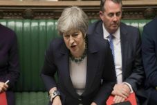 Theresa May: megállapodás nélkül talán soha nem lesz Brexit