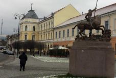 Ki kell-e tűzni a román zászlót „a magyar megszállás alóli román felszabadítás” emlékére?