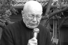 Elhunyt Túry László pápai prelátus