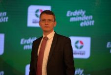 Toró T. Tibort kéri fel az ügyvezető elnöki feladatok ellátására az EMNP új elnöke