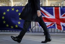 Brexit: letelepedési engedély megszerzésére biztatja a brit kormány a külföldi EU-polgárokat