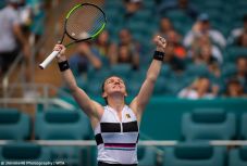 Nehezen jutott Miamiban nyolcaddöntőbe Simona Halep 