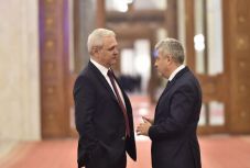 Minden eszközzel próbálják megfúrni a Dragnea elleni ítéleteket