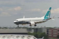 Frissítést adott ki a Boeing a vitatott 737 MAX modellhez