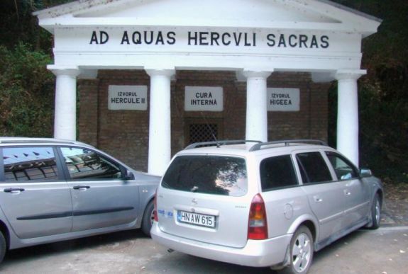 Herkulesfürdő látott szebb napokat is, de gyógyvize még Kínába is eljut