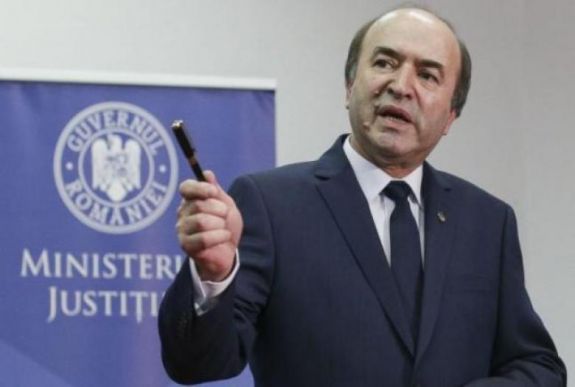 Toader az EP-választási kampány részének nevezte Timmermans üzenetét