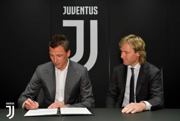 Mario Mandzukic szerződést hosszabbított a Juventusszal