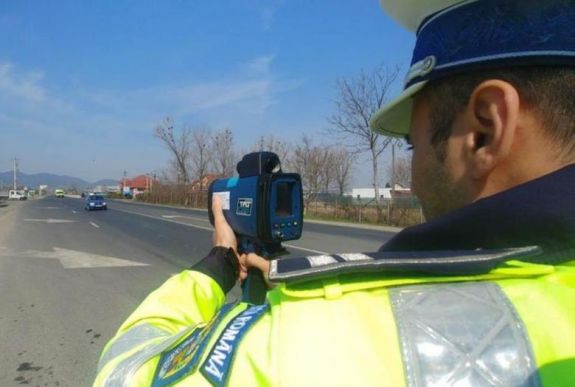 Eredményesen razziáztak a rendőrök: több száz sofőr maradt jogosítvány nélkül
