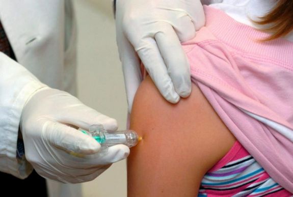 Akár felnőttként is érdemes lehet felvenni a HPV elleni oltást - EgészségKalauz