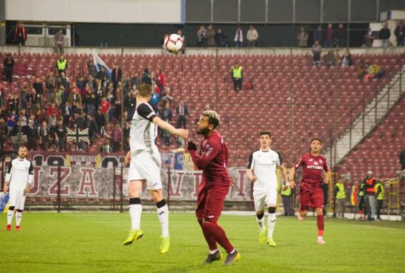 Román Kupa: vendéggyőzelem született mindkét elődöntőben