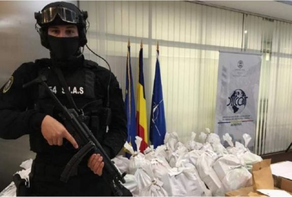 Hatalmas mennyiségű drogot talált a DIICOT a tengerparton