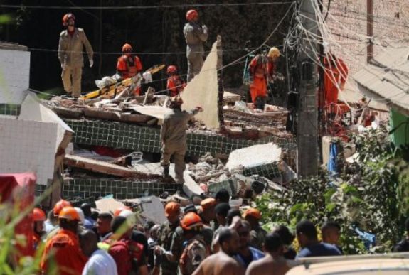 Összeomlott két tömbház Brazíliában