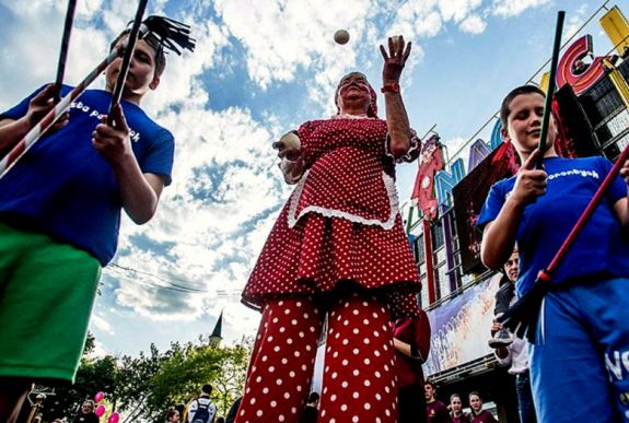 Cirkuszi világnap: jó hatással van az iskolai teljesítményre a cirkuszi mutatványok gyakorlása