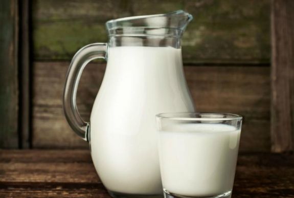 Így forraljon tejet, hogy az ne fusson ki