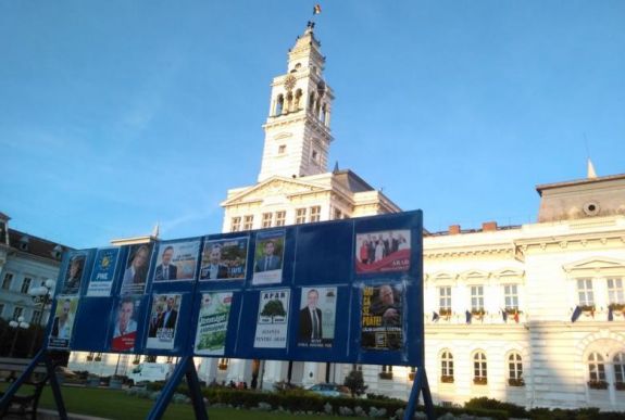 EP-választás: kezdődik a kampány, el kell távolítani az óriásplakátokat