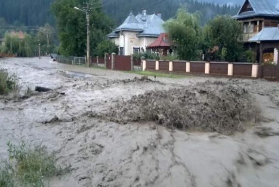 Tizenhárom erdélyi megyében rendeltek el sárga jelzésű árvízriadót