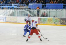 Jégkorong: kezdődnek az elődöntők a román bajnokságban