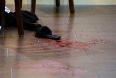 Életével fizetett a barátnőjét védő román prostituált