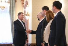 Johannis: mindenki egyetértett a referendum megszervezésével