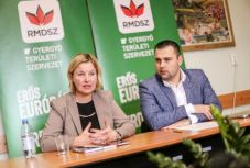 Hegedüs Csilla: senki nem indulhat hátrányból csak azért, mert magyarul tanul