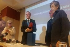 FRISSÍTVE – Bírálatok özönét vonta magára a Temesvár Társaság a legfőbb ügyész kitüntetése miatt